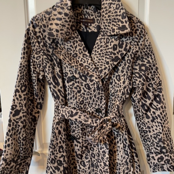 Stunning Rain Coat size Large - Picture 5 of 12